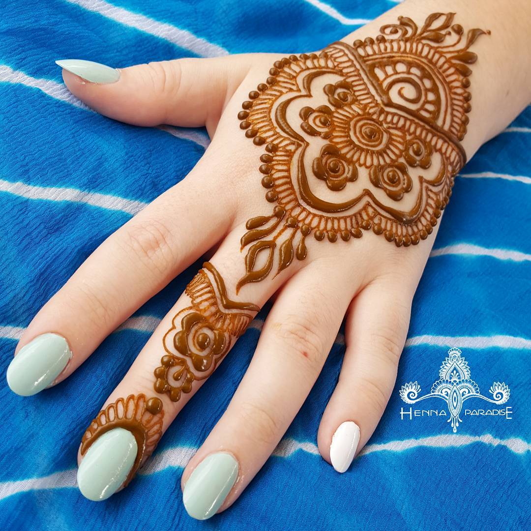 Stylish Mehndi Designs / Henna Designs | By Henna Paradise - Mehndi Designs