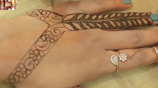Easy Beautiful Stylist Border Mehndi Designs For Hands:Latest Jewelry  Mehendi By MehndiArtistica - video Dailymotion